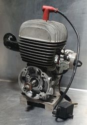 YAMAHA KT100J ENGINE COMPLETE product image